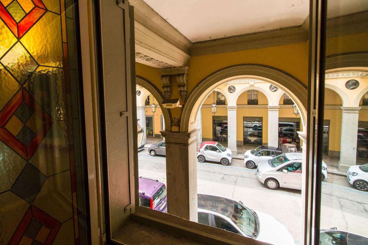 Porta Nuova Central Flat With Balcony Turin Exteriör bild